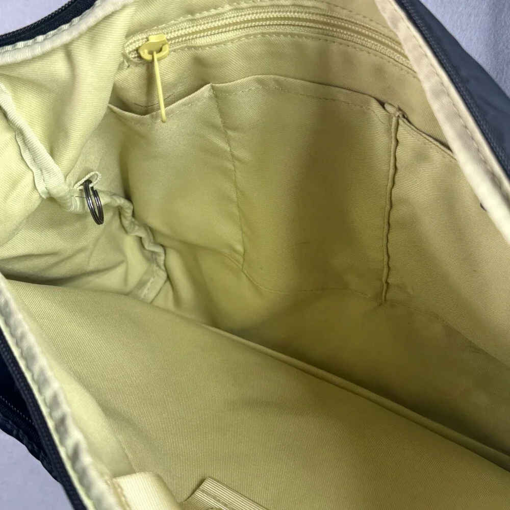 Pacsafe Citysafe 200 G2 Crossbody Bag Black Nylon RFID Safe Anti-Theft Travel - Picture 12 of 15